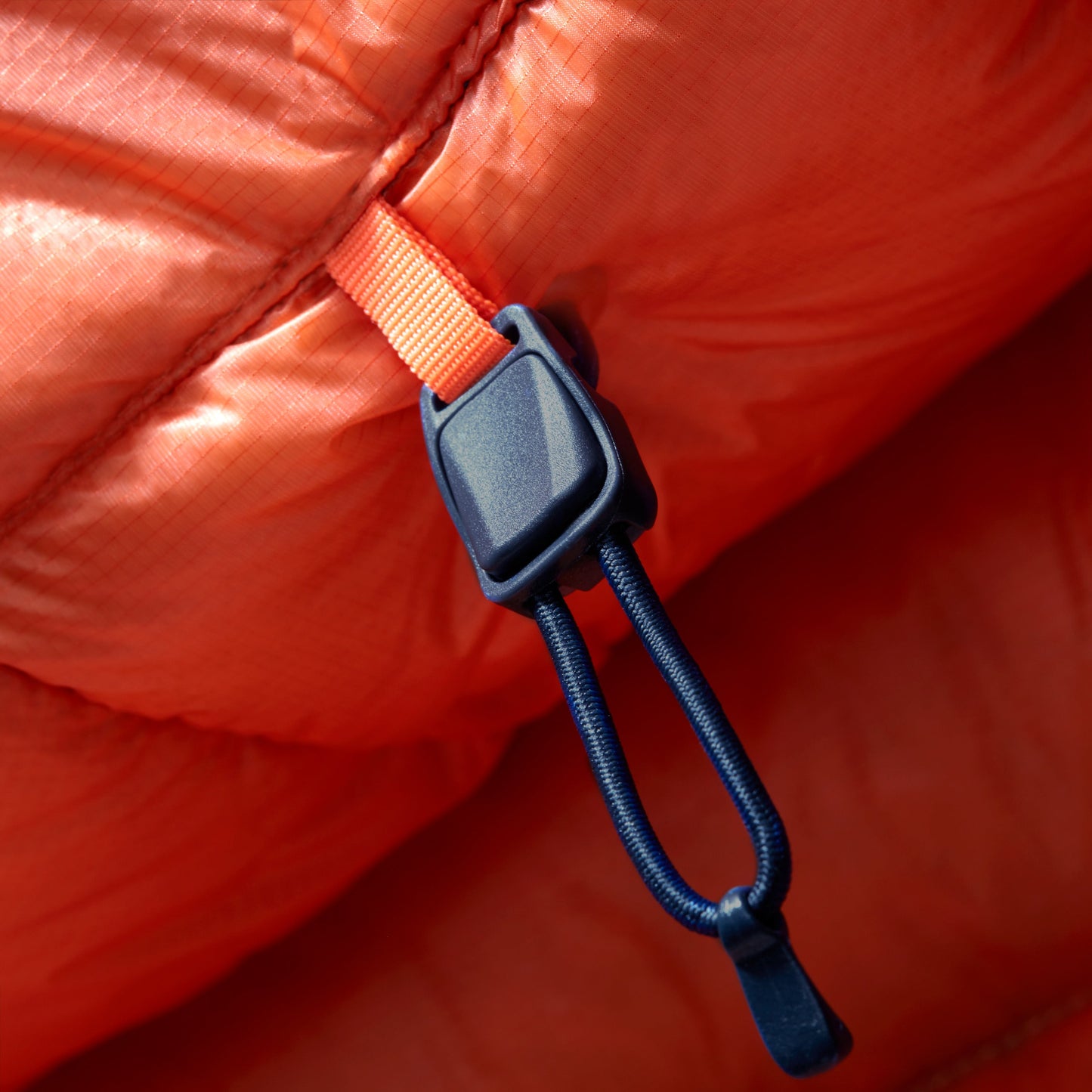 mammut dunu jaka taiss in hooded viriesu