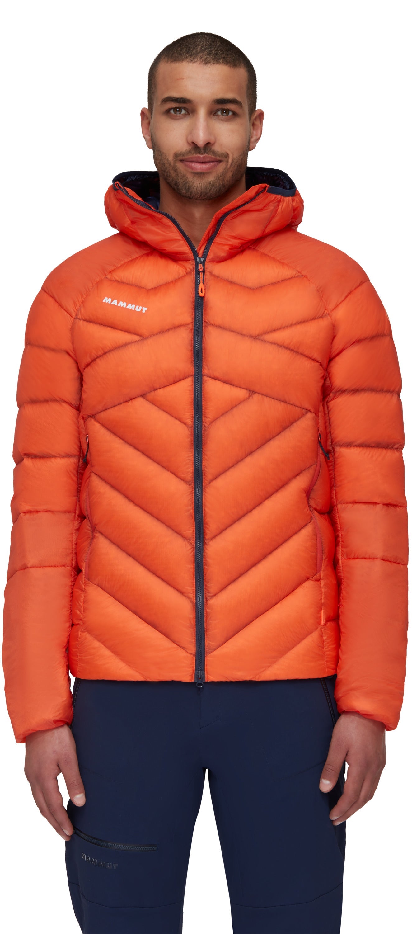 mammut dunu jaka taiss in hooded viriesu