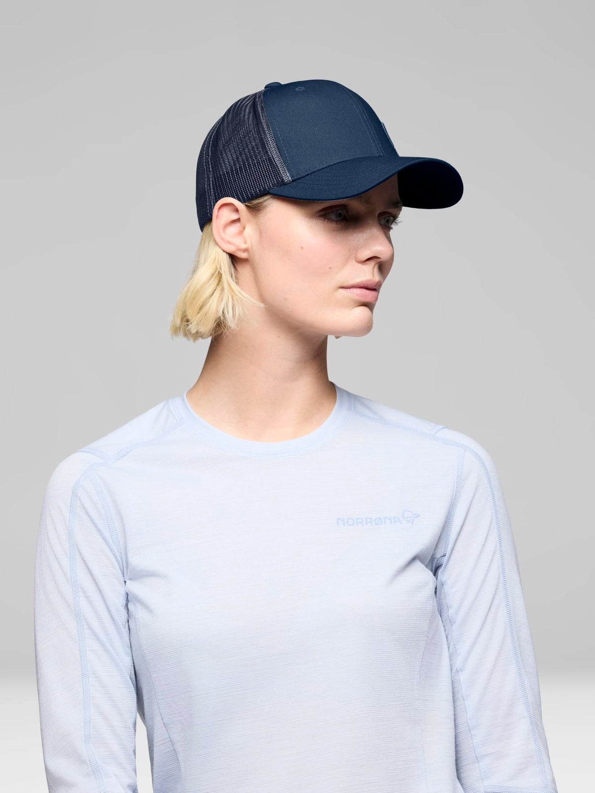Cepure Norrøna /29 Trucker Mesh Snap Back Caviar Black