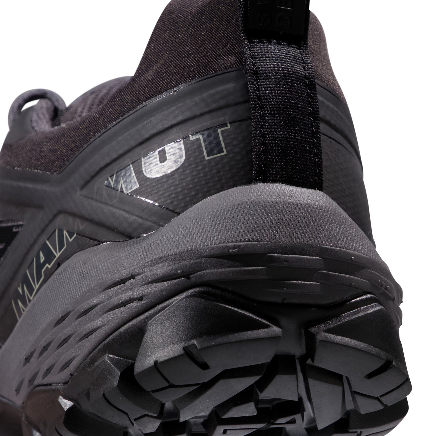 mammut ducan low goretex viriesu apavi