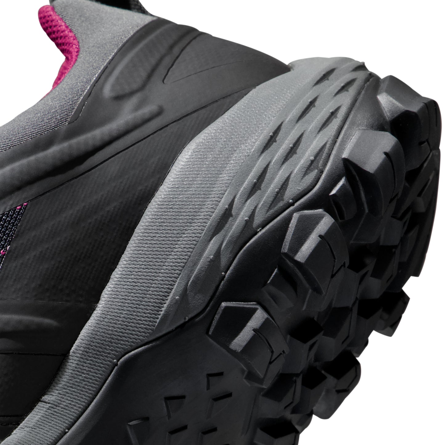 mammut ducan low goretex sieviesu apavi