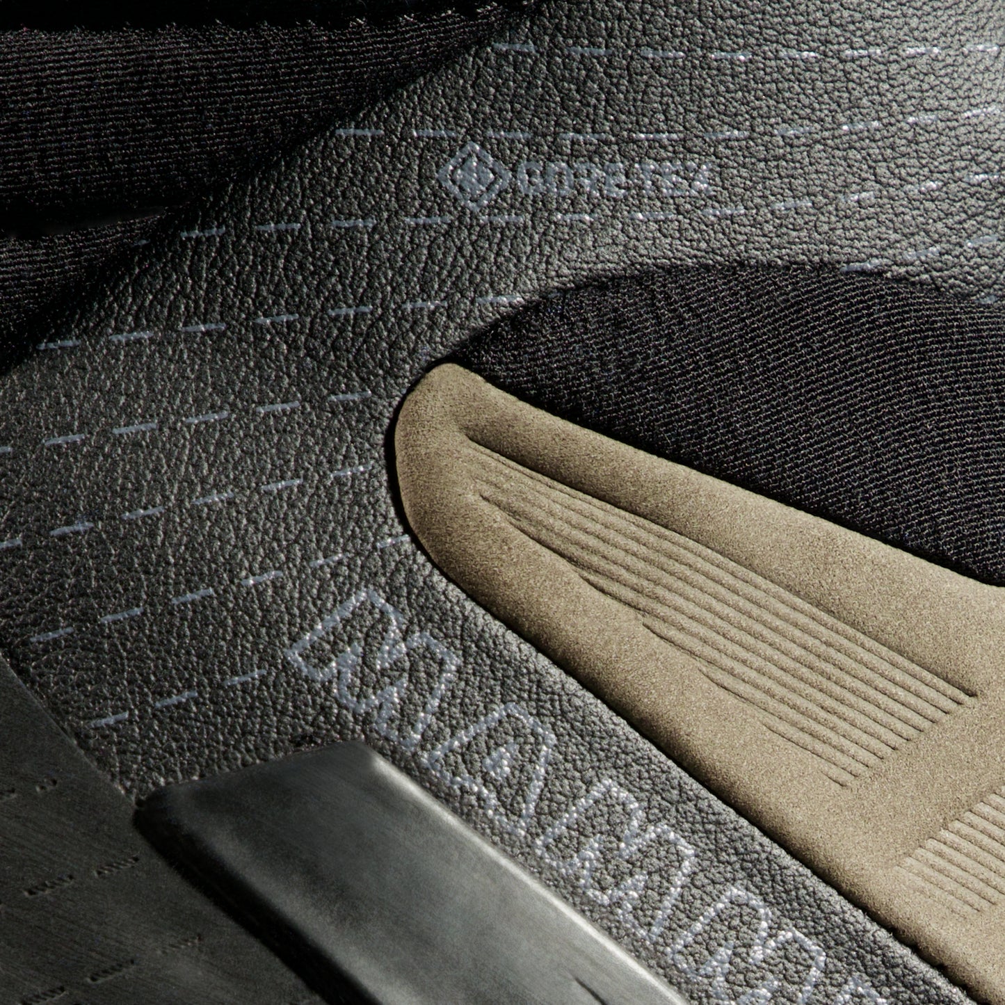 mammut trovat tour high goretex trekinga apavi viriesu
