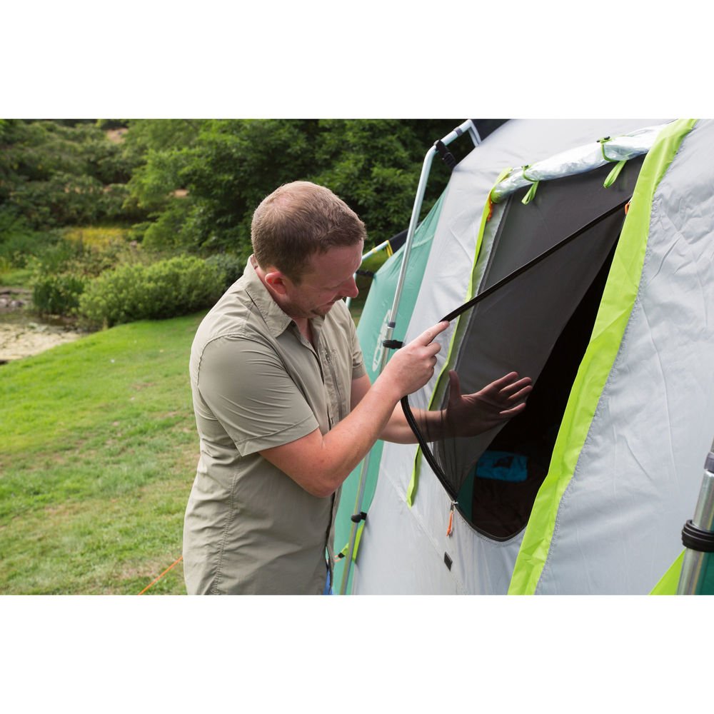 Četrvietīga telts Coleman Mackenzie Blackout 4