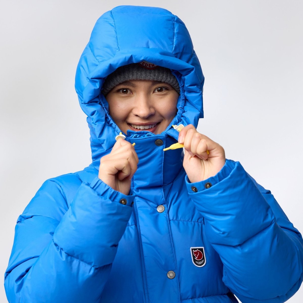Dūnu jaka Fjallraven Expedition Down Lite sieviešu