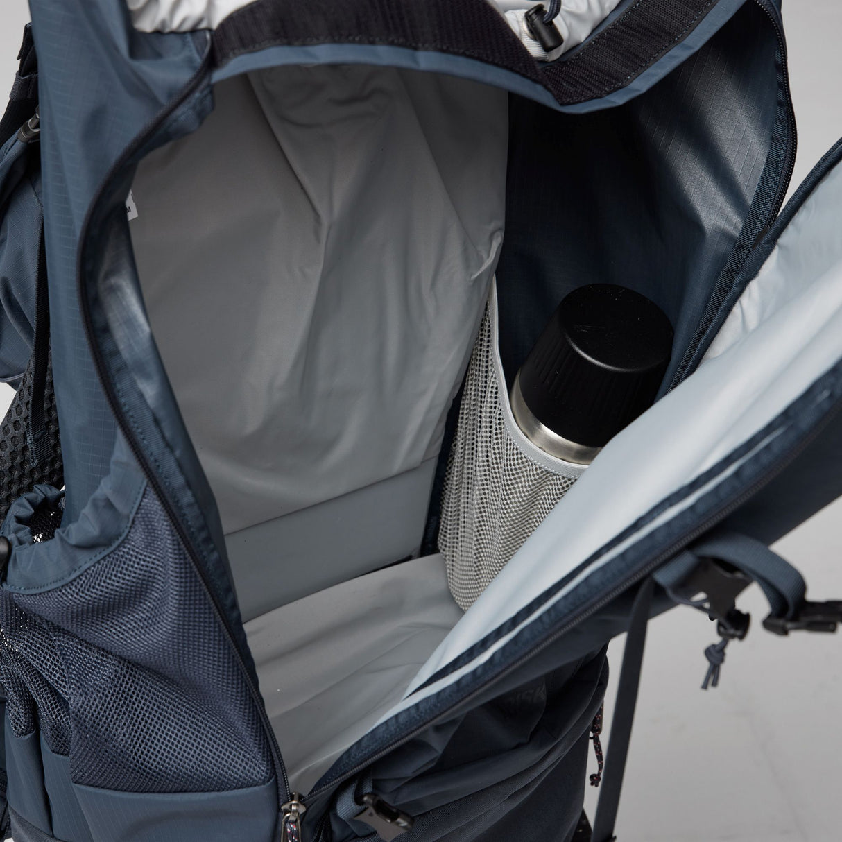 Mugursoma Fjallraven Abisko Trek 65