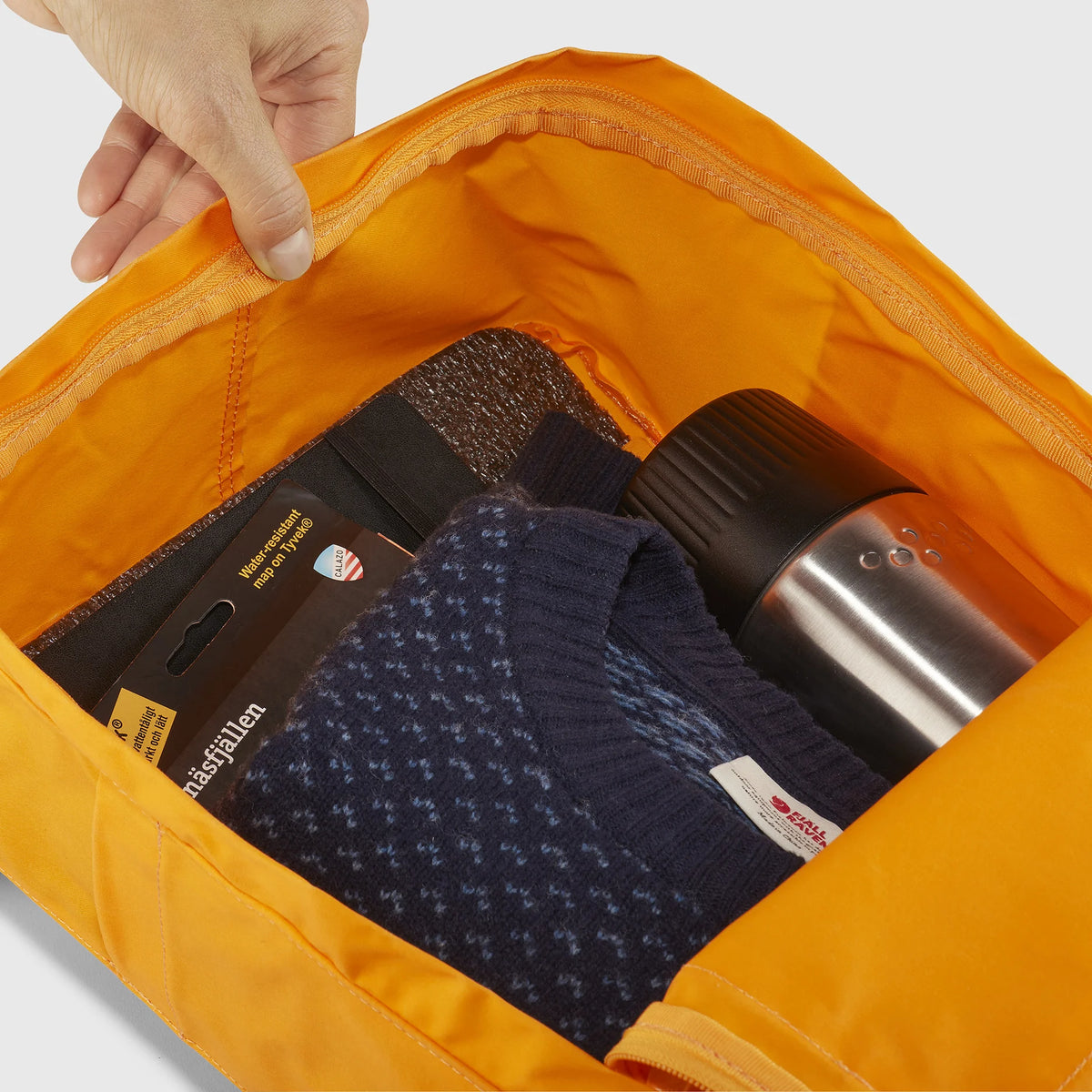 Mugursoma Fjallraven Kånken Rainbow 16