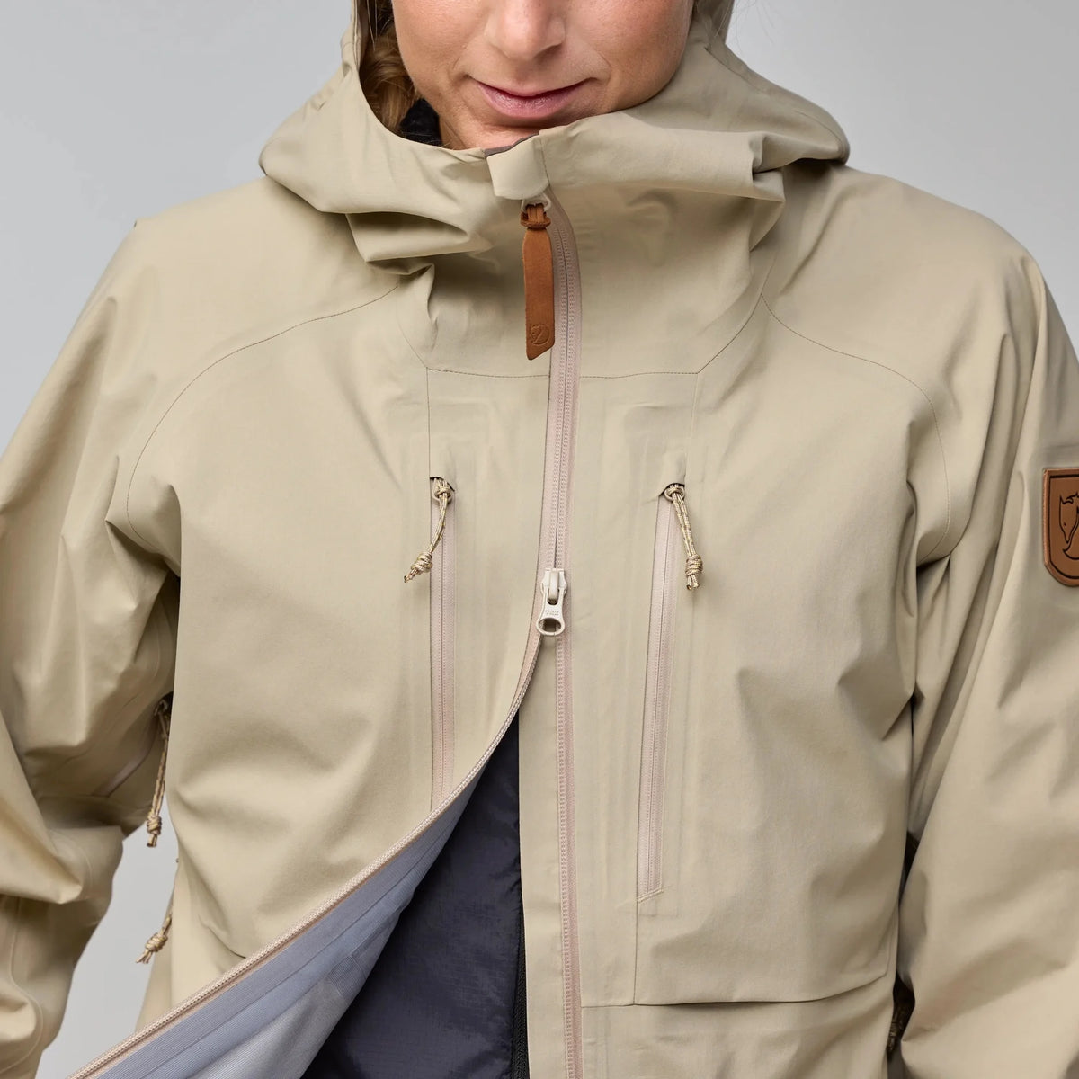 Fjällräven Keb GTX pārgājienu jaka sieviešu
