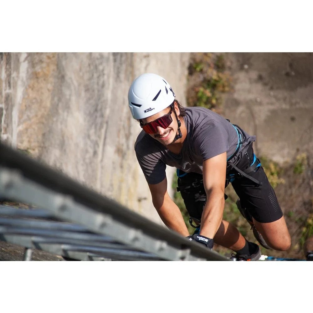 Kāpšanas ķivere Rock Empire Galeos Evo