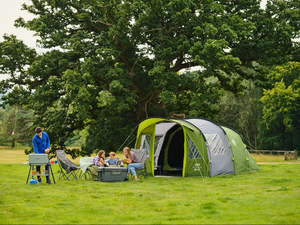 Piecvietīga telts Coleman Rocky Mountain 5+ Blackout