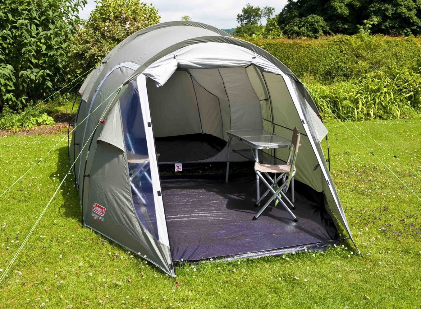 Coleman Coastline 3 Plus tent with a spacious vestibule – Veikals