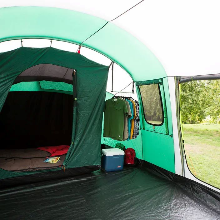 mackenzie 6 blackout tent 3-room camping tent Coleman Mackenzie Blackout 6 – Veikals Ceļotājs